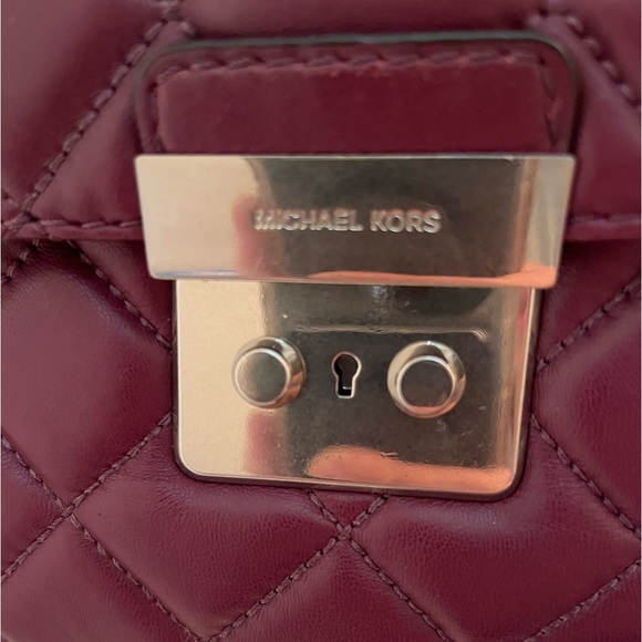 Plum Purple Michael Kors Crossbody Quilted Purse with Chain Strap Detail - Picture 15 of 15